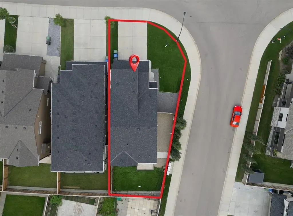 74 Carringvue Drive NW