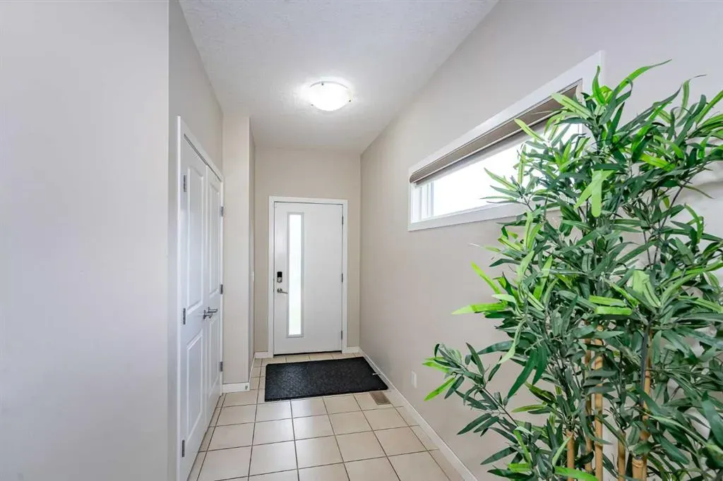 74 Carringvue Drive NW