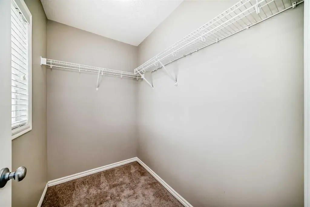 532 Evanston Link NW