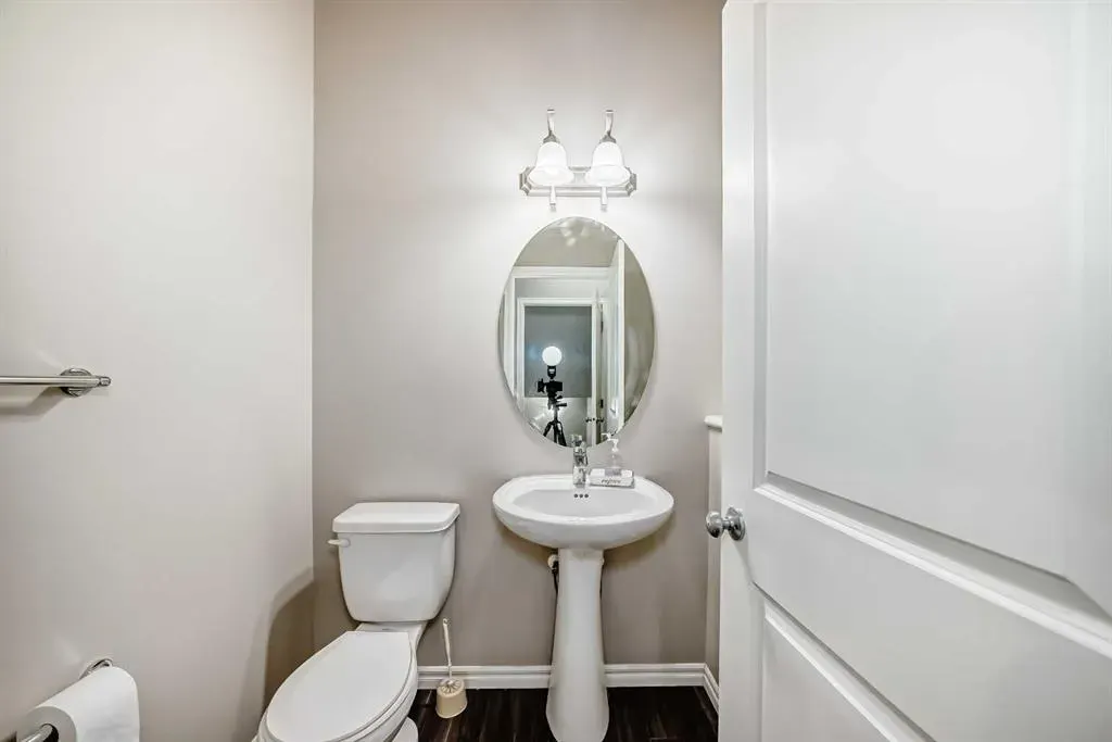 532 Evanston Link NW