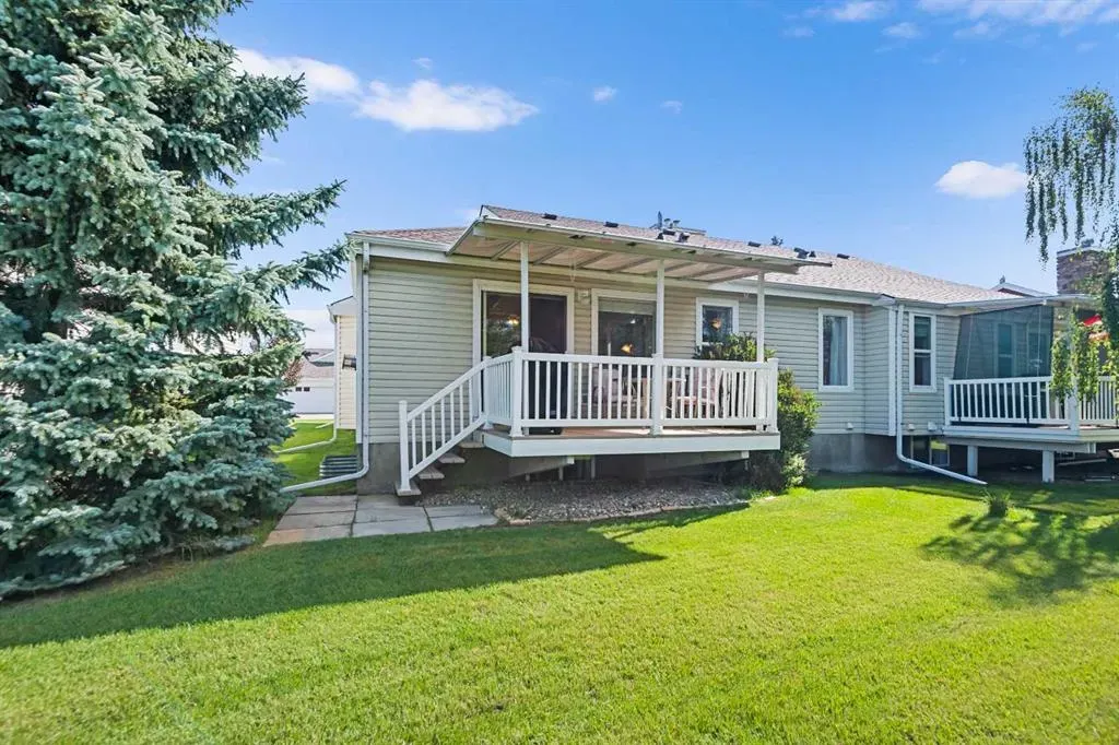 315 De Foras Close NW