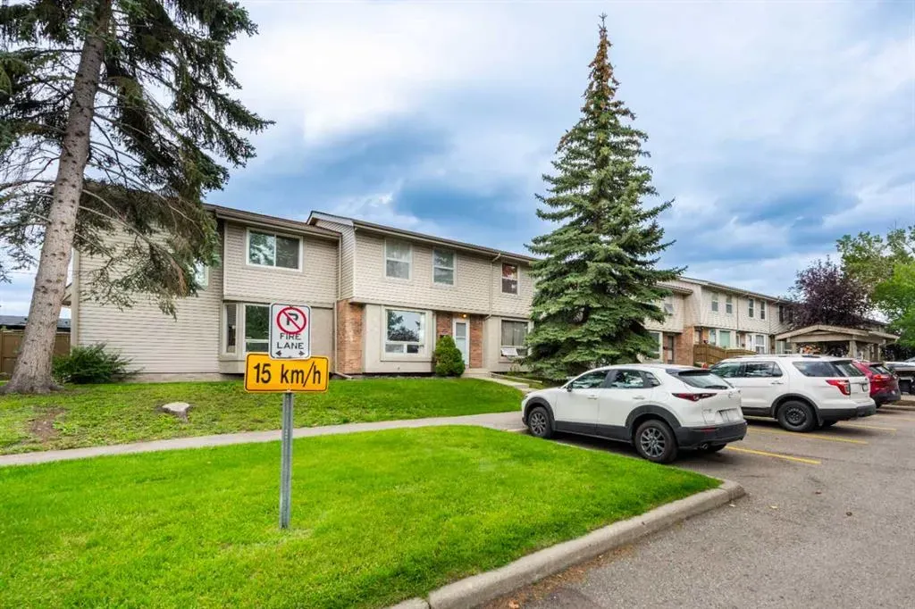 123 Queensland Drive SE, #43