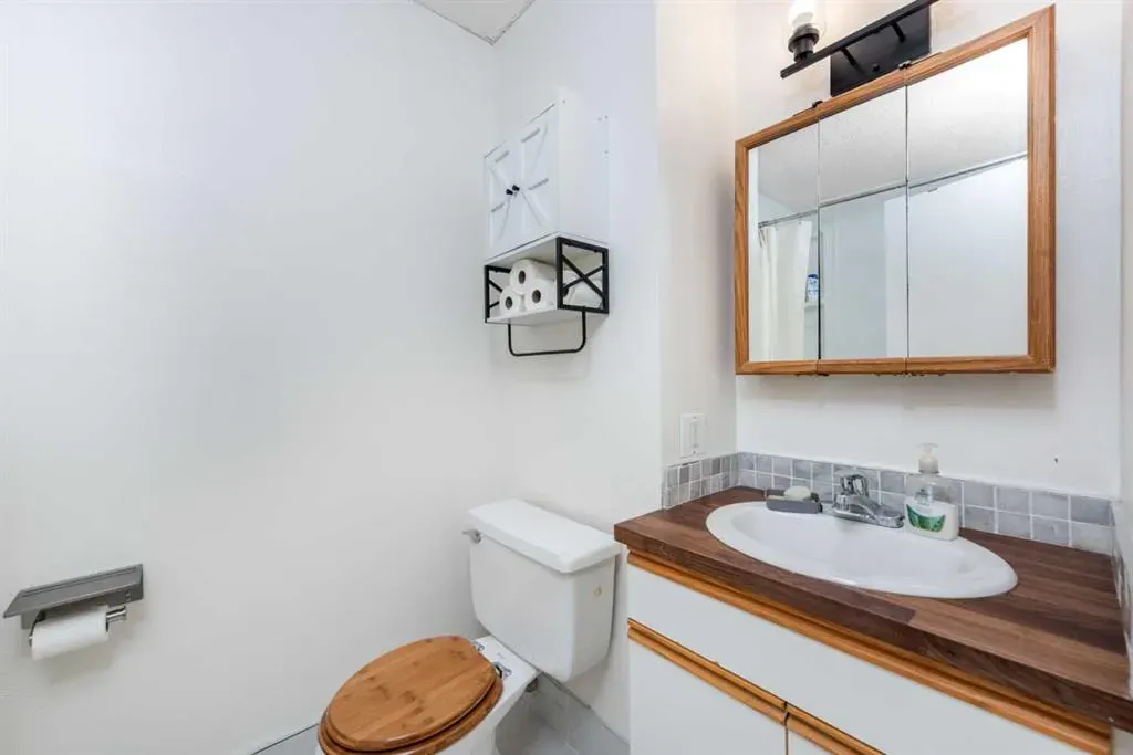 123 Queensland Drive SE, #43