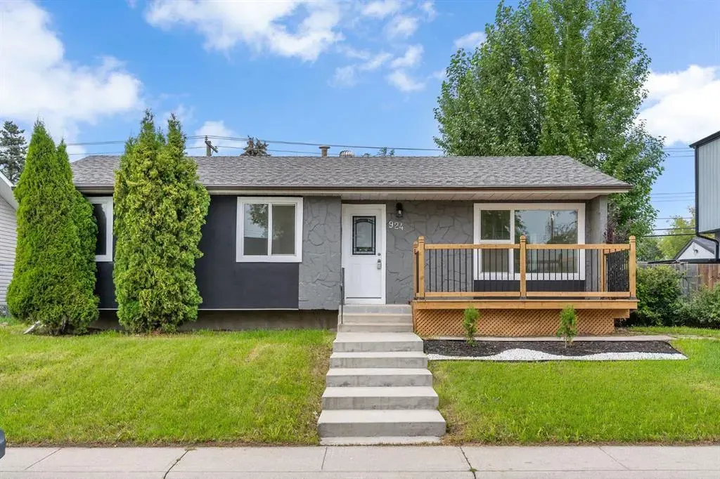 924 Pensdale Crescent SE