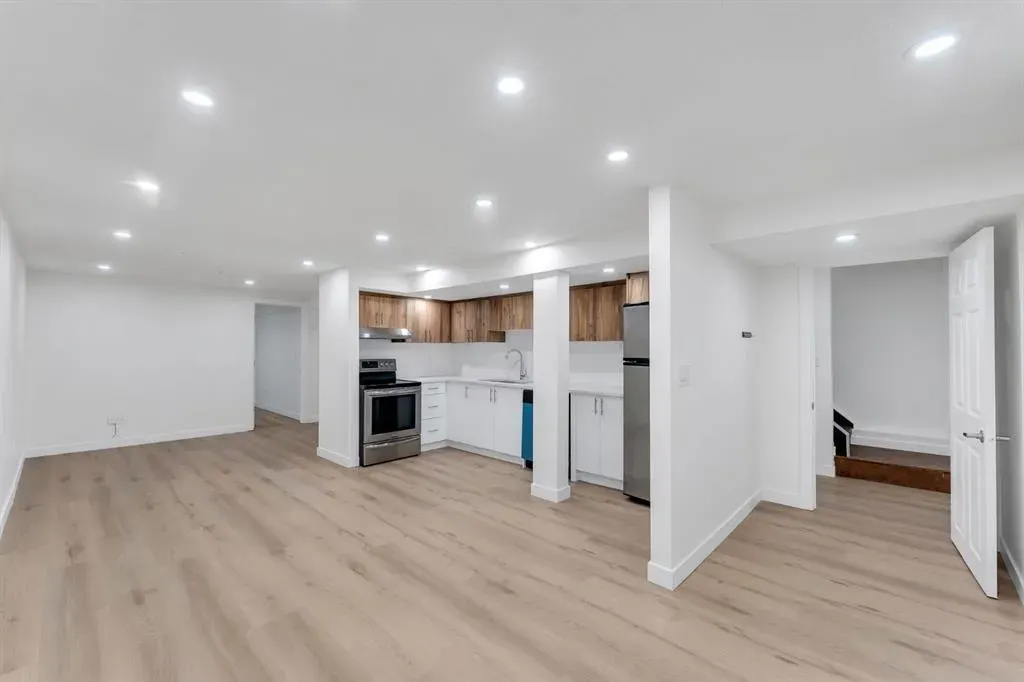 924 Pensdale Crescent SE