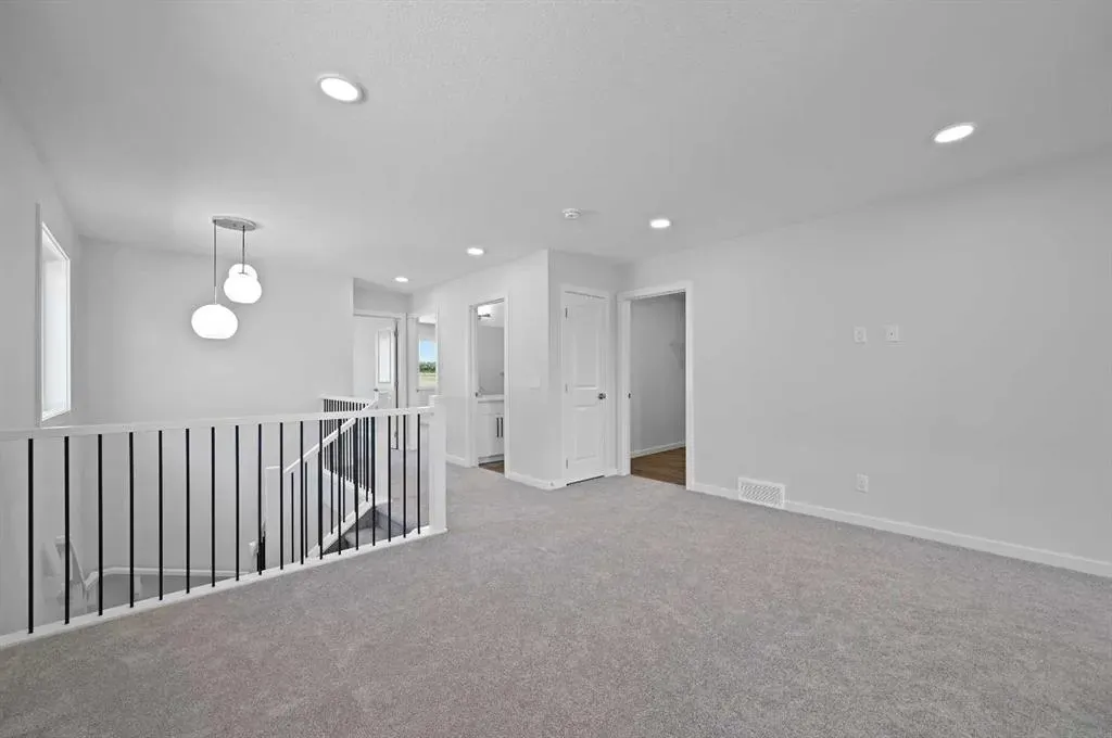 11 Heritage Link