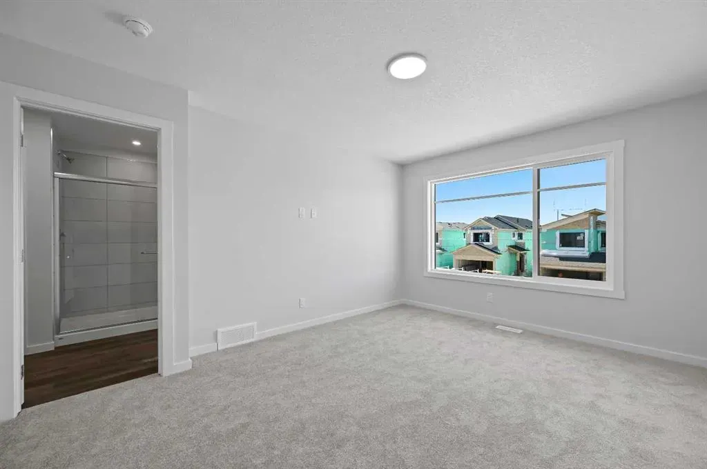 11 Heritage Link