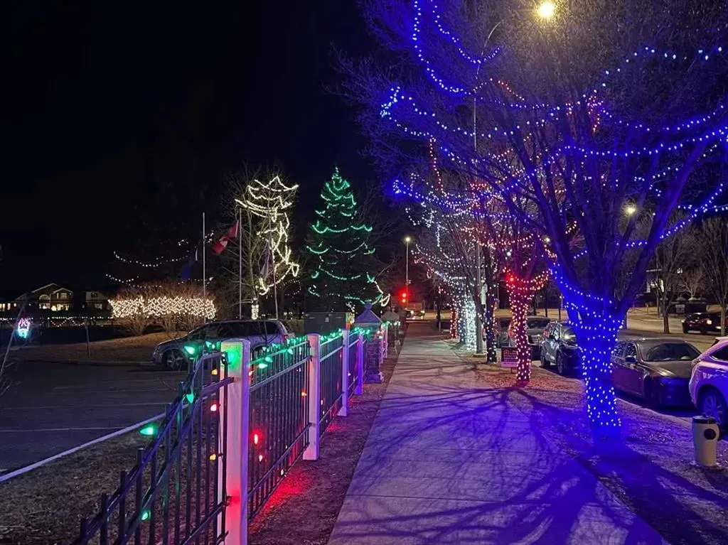 81 Arbour Lake View NW, #1112