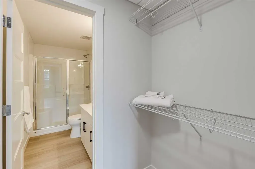 81 Arbour Lake View NW, #1112