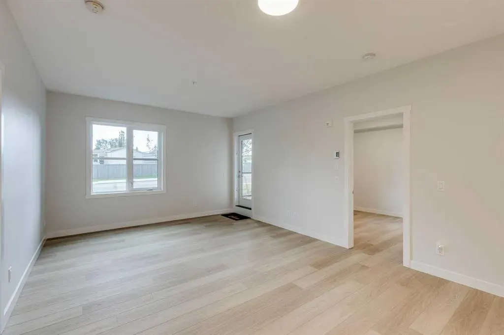 81 Arbour Lake View NW, #1112