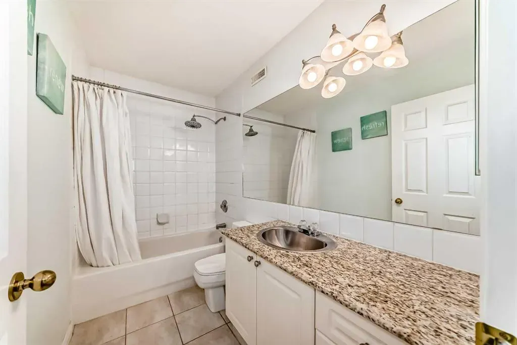 323 Sierra Madre Court SW