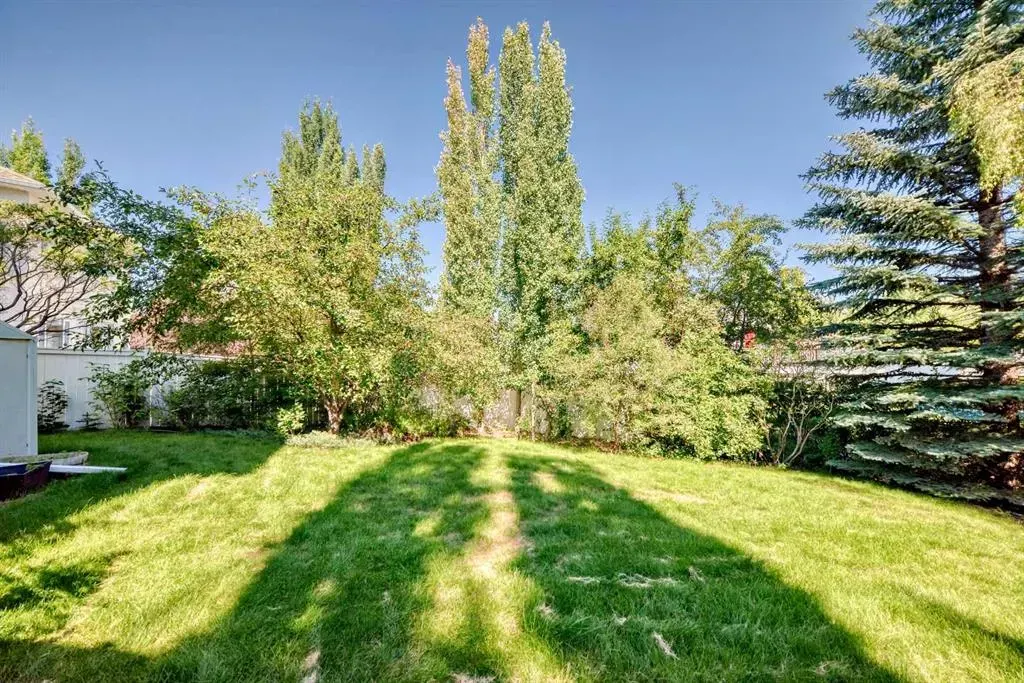 323 Sierra Madre Court SW