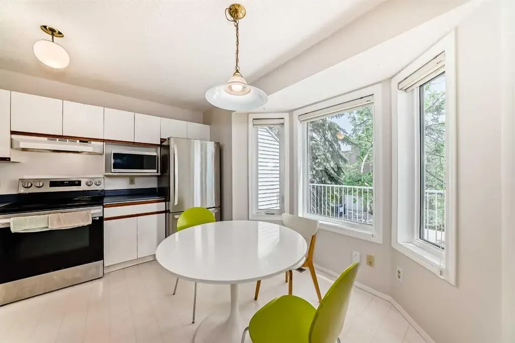 3906 19 Avenue SW, #6