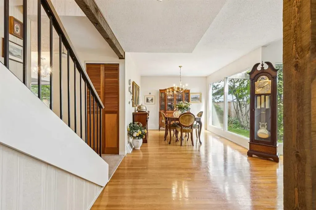904 Lake Bonavista Green SE