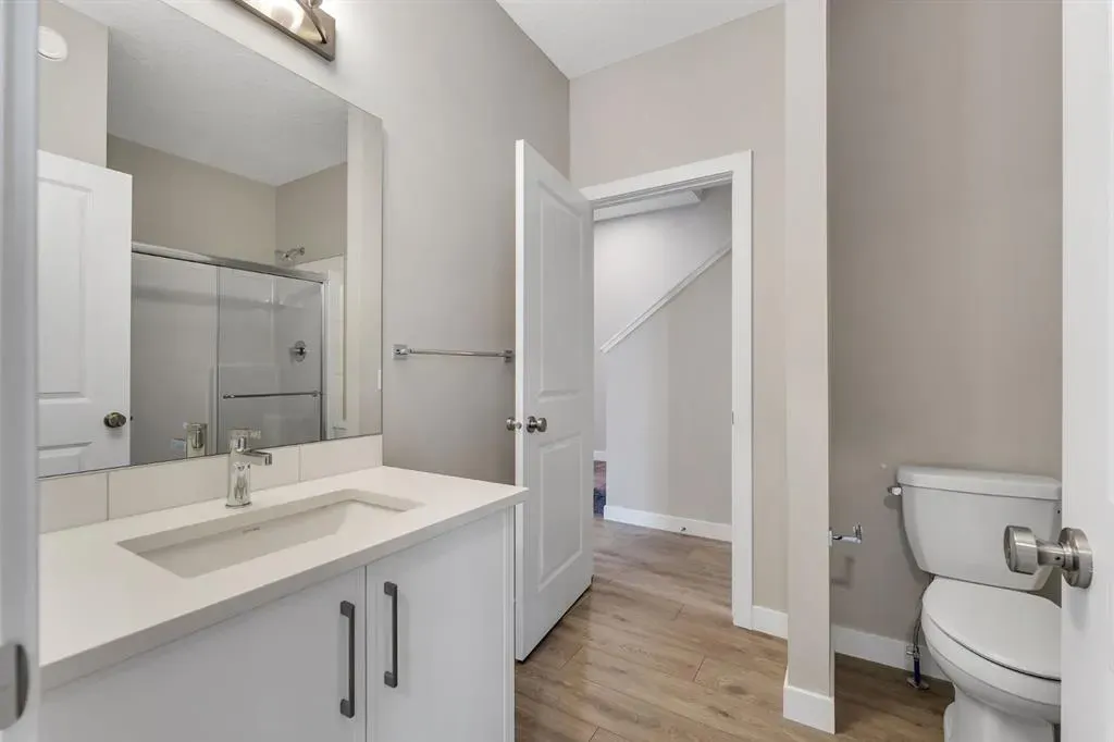 24 Corner Glen Green NE