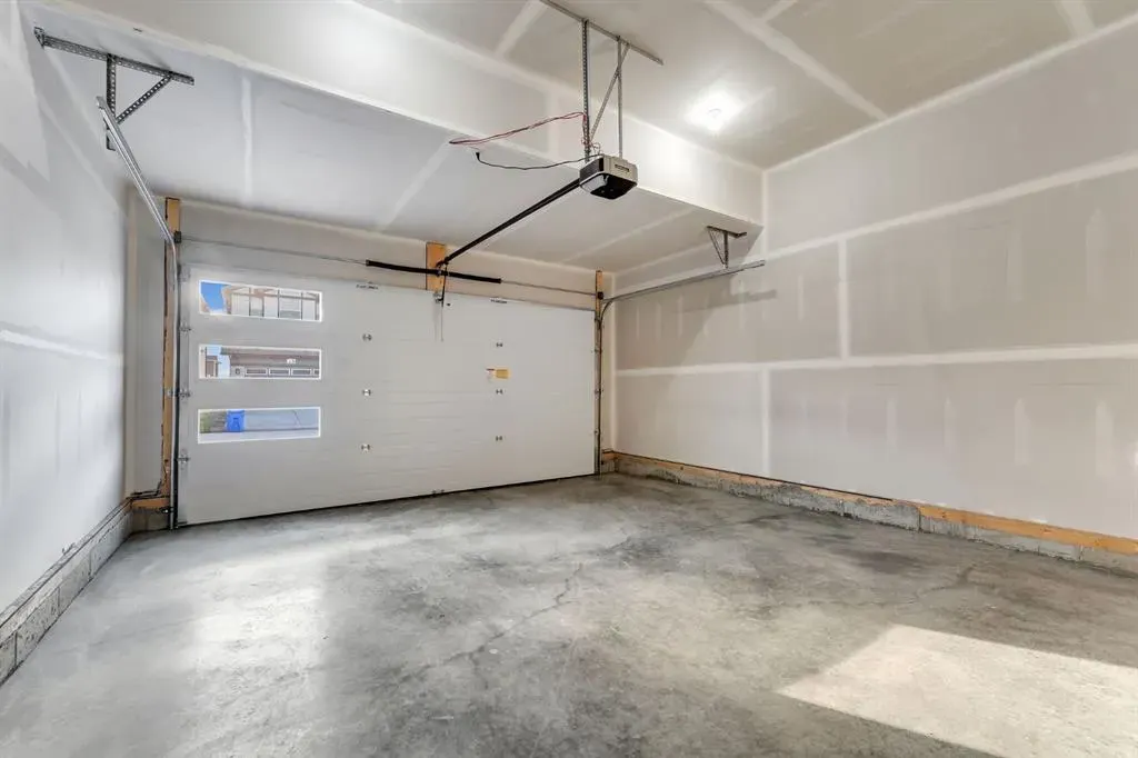 24 Corner Glen Green NE