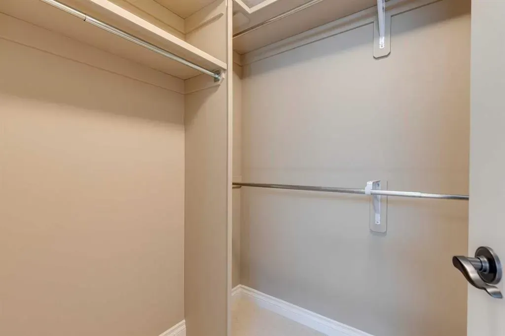 144 Tuscany Ravine Heights NW