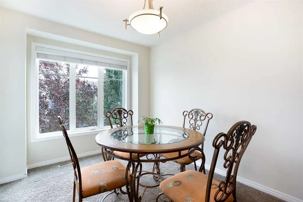 176 Windstone Link SW