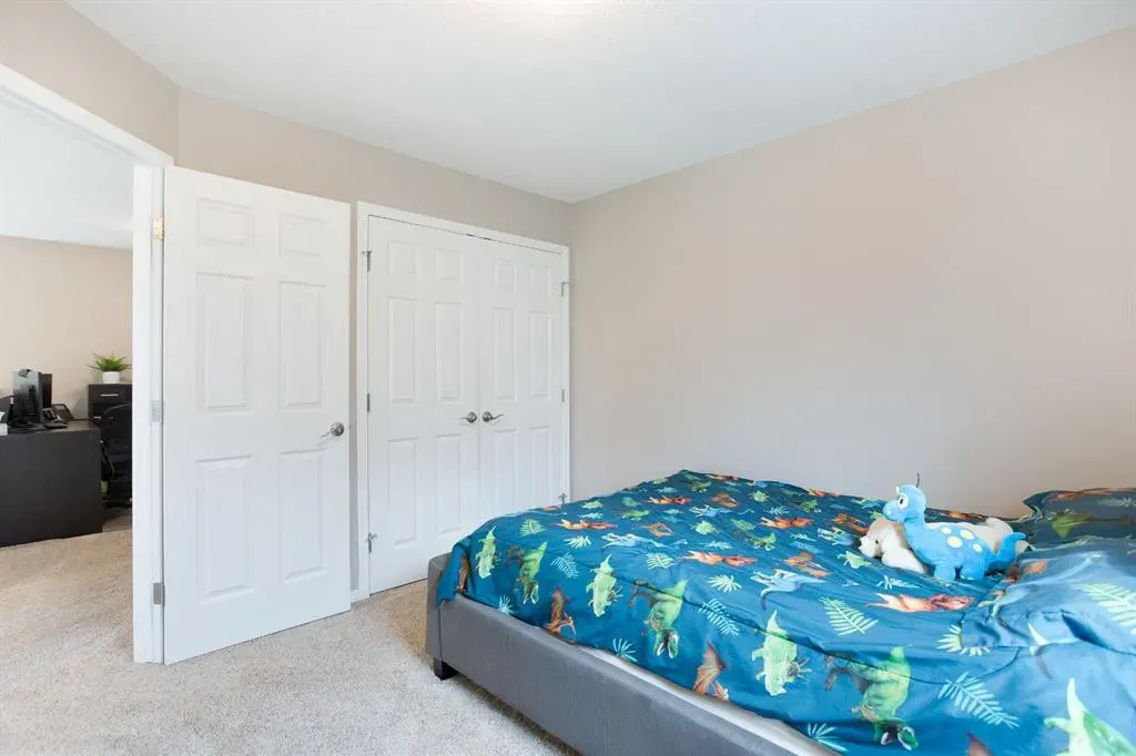 139 Windwood Grove SW