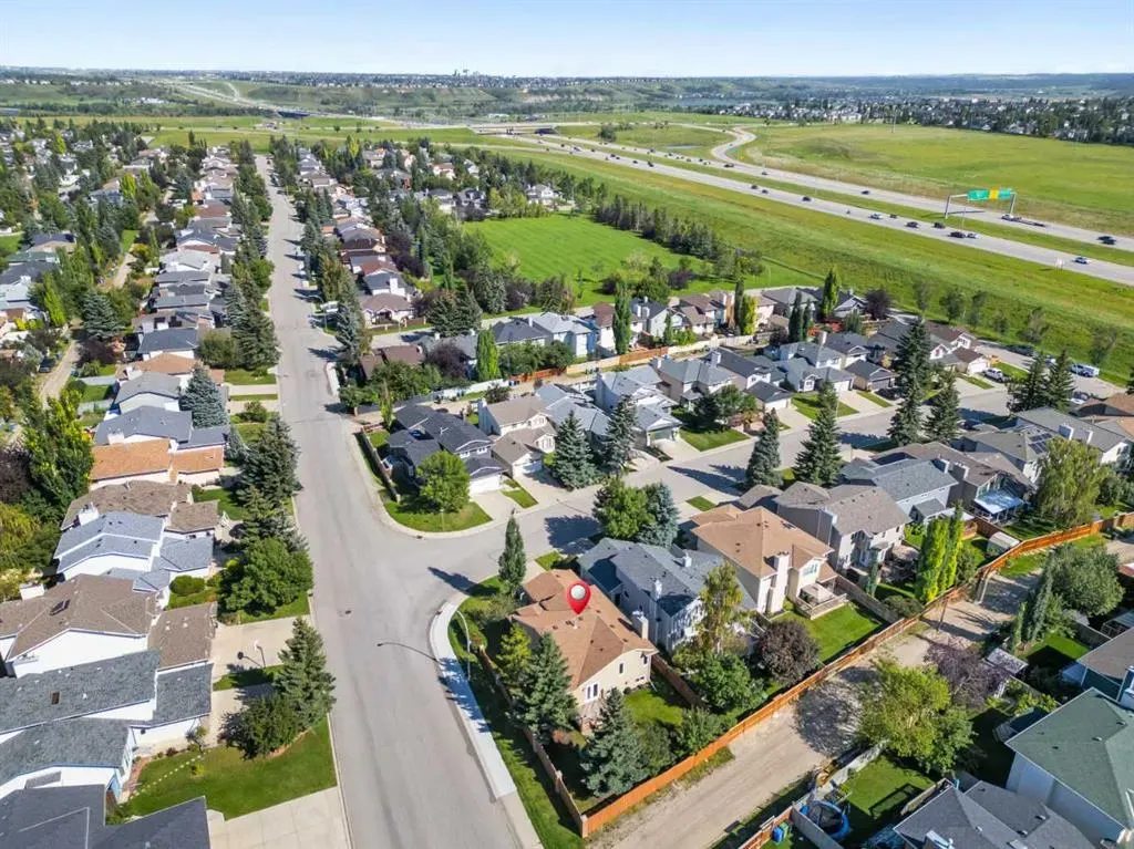 5 Sunvista Crescent SE