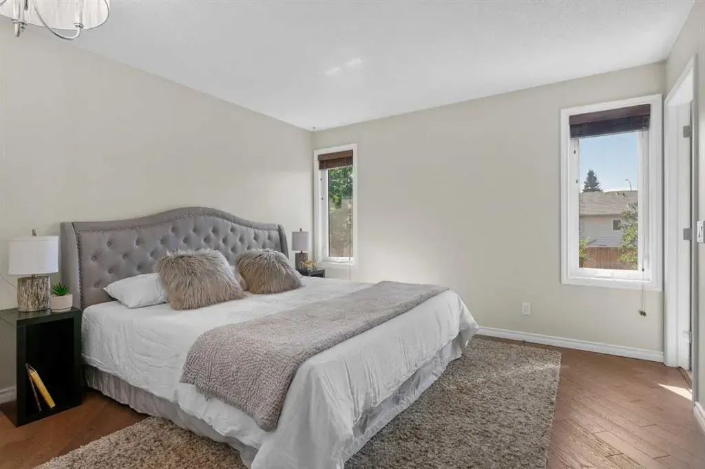 5 Sunvista Crescent SE