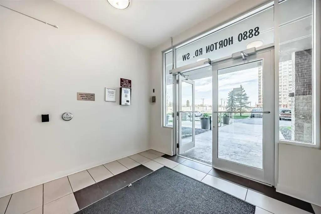 8880 Horton Road SW, #402