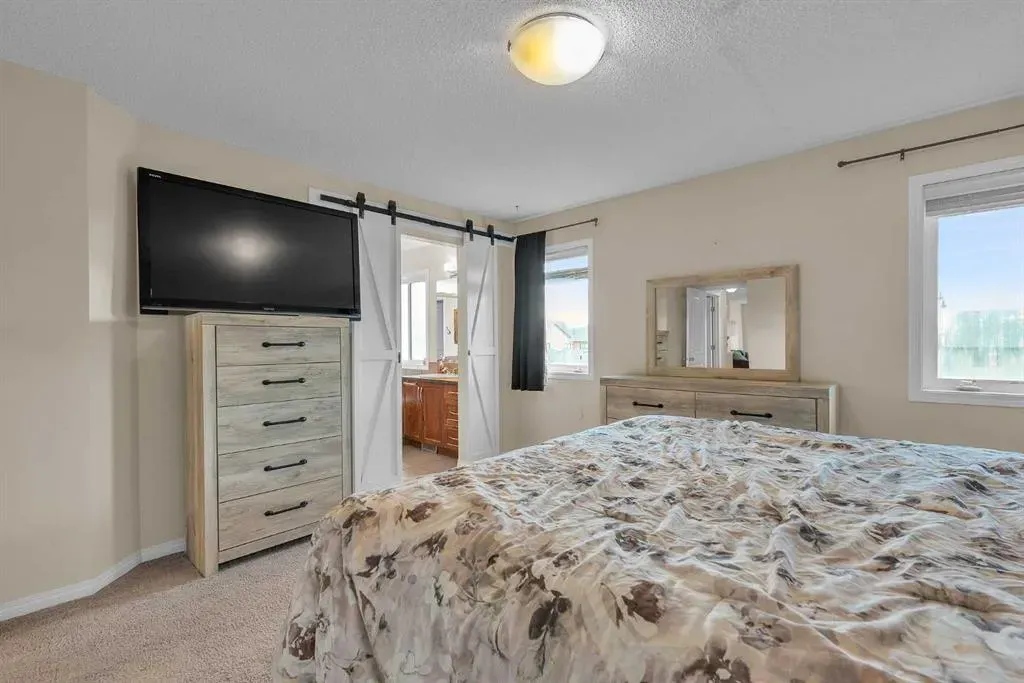 46 Walden Court SE