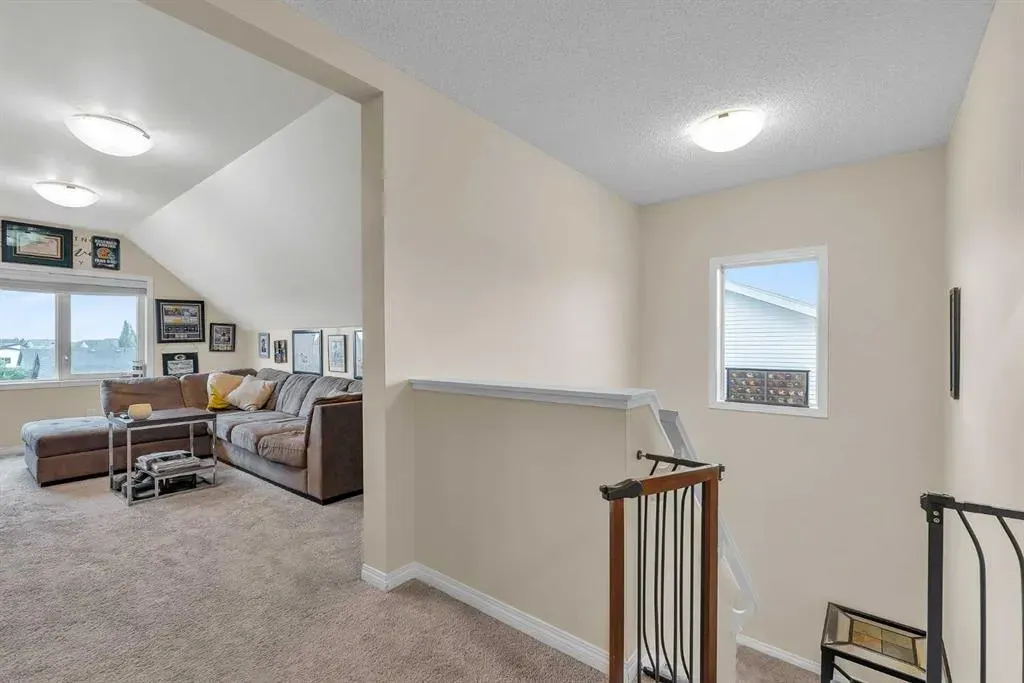46 Walden Court SE