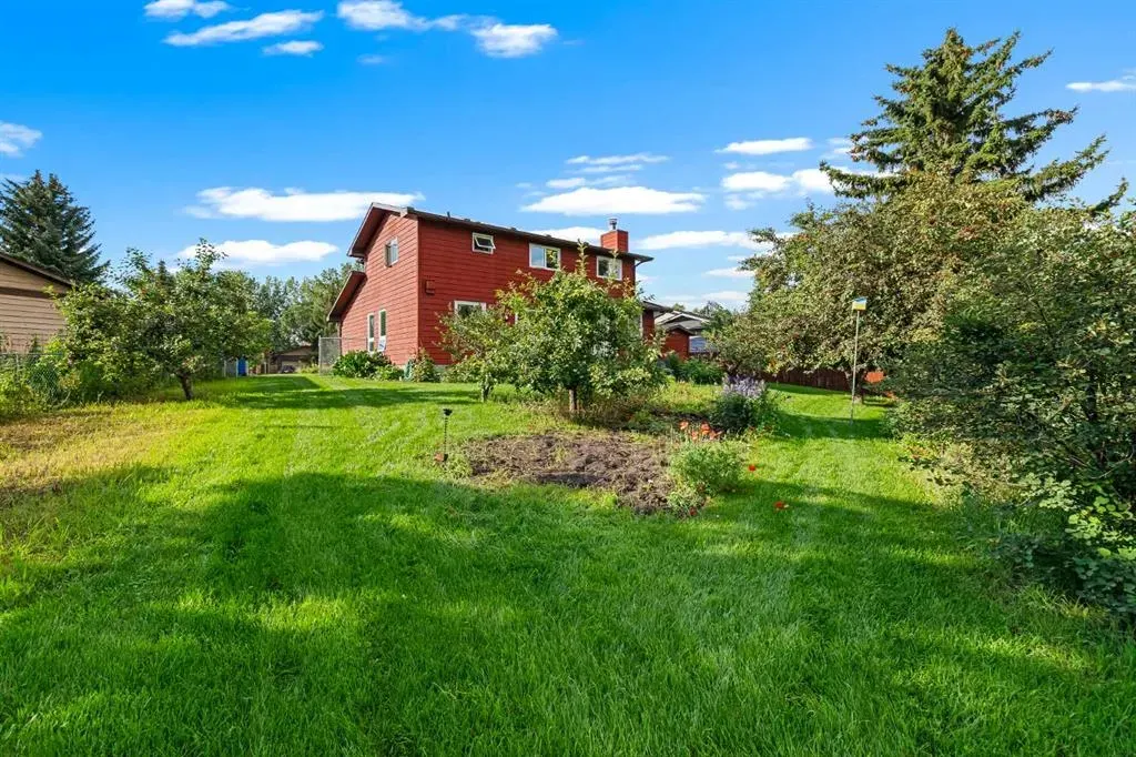 16 Sunmount Green SE
