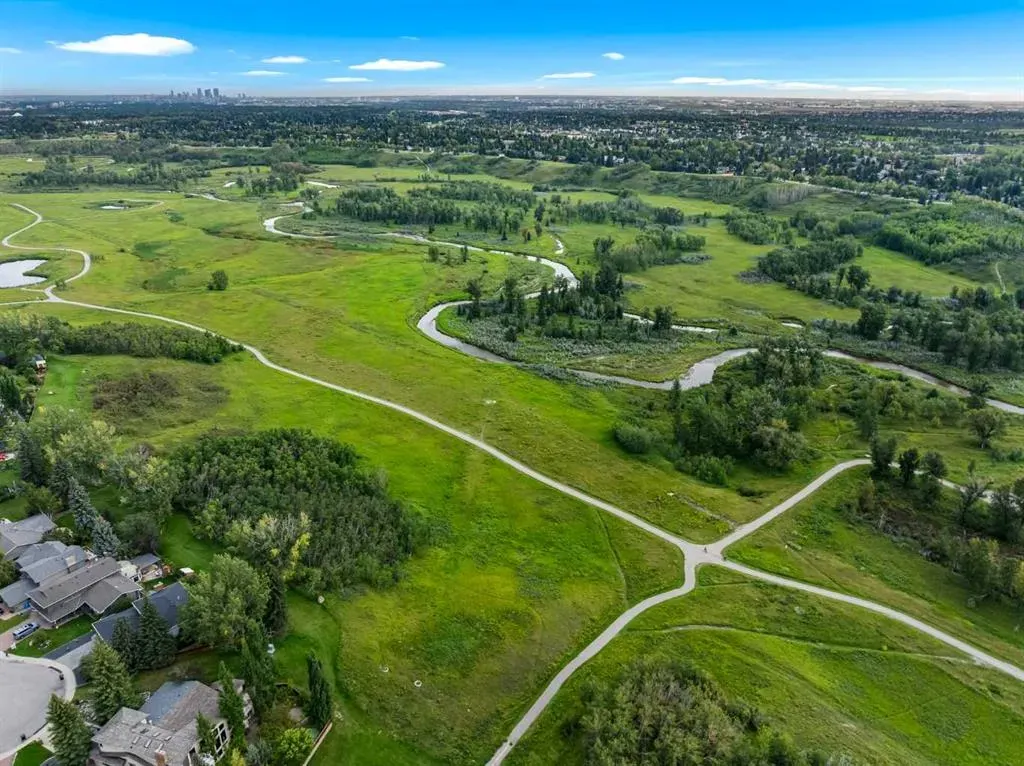 16 Sunmount Green SE