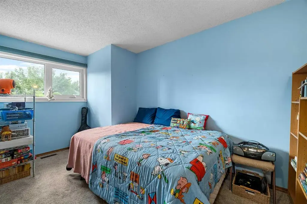 16 Sunmount Green SE