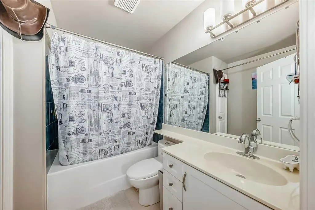 923 15 Avenue SW, #102