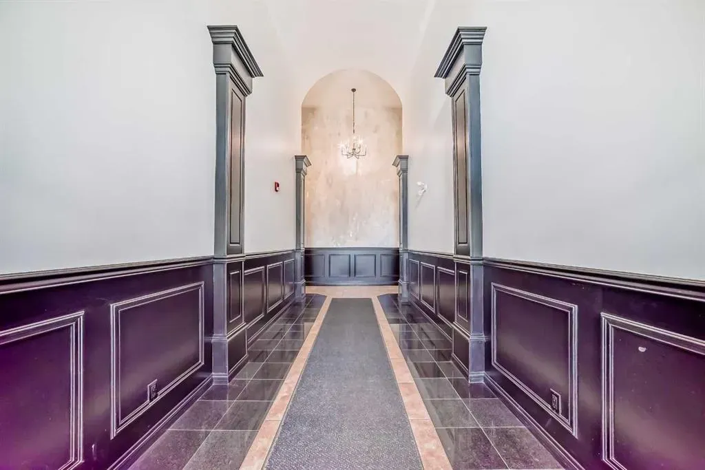 923 15 Avenue SW, #102