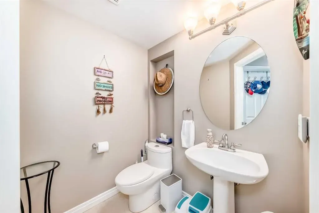923 15 Avenue SW, #102