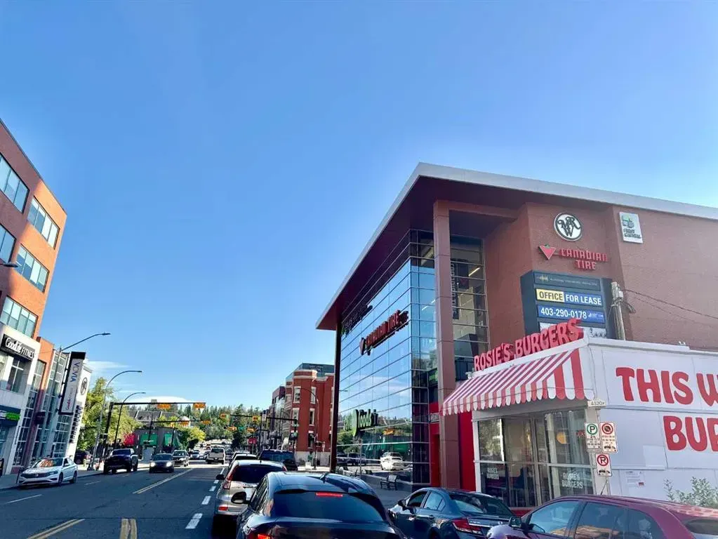 923 15 Avenue SW, #102