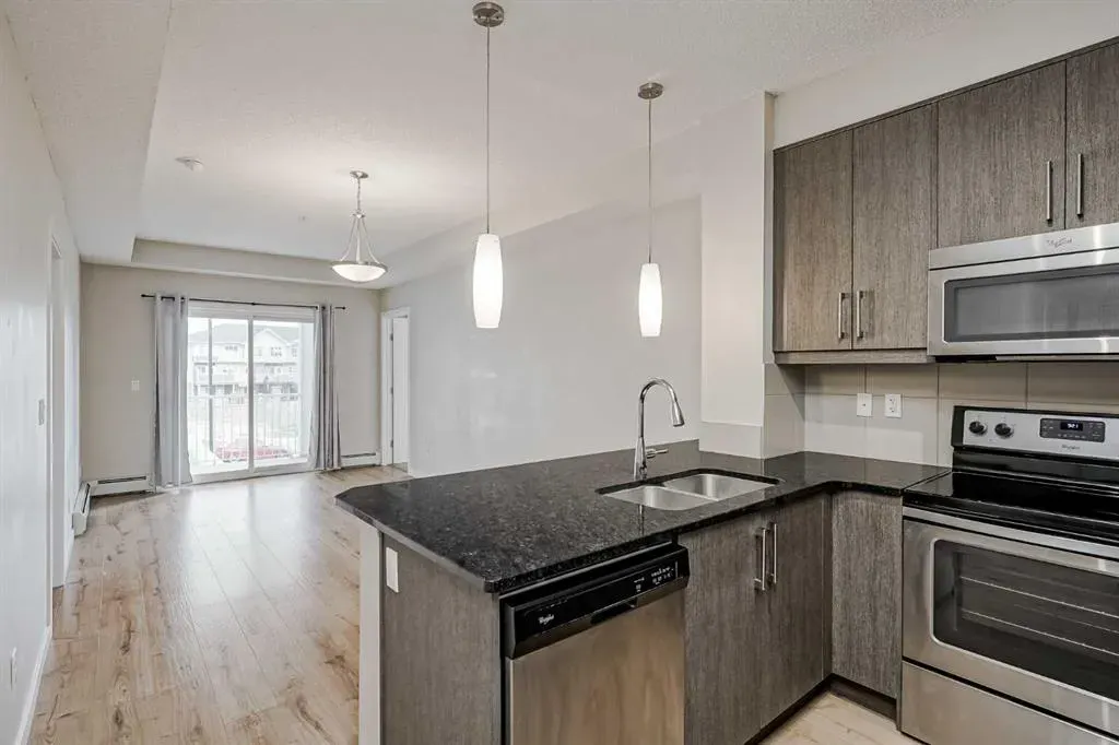402 Marquis Lane SE, #205