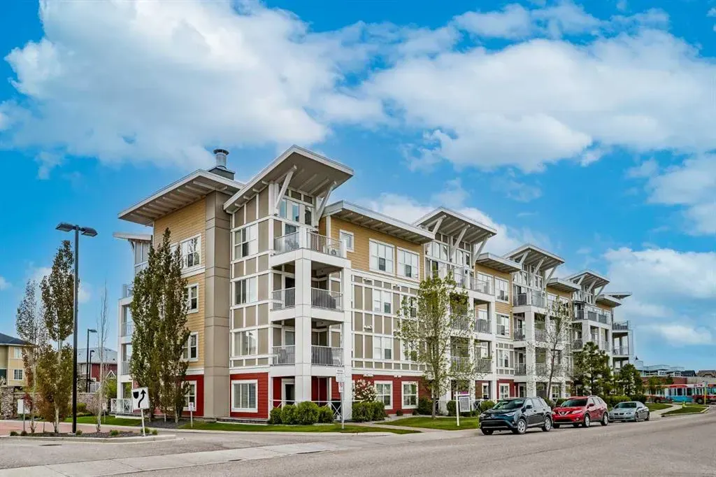 402 Marquis Lane SE, #205
