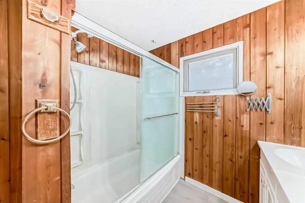 5400 dalhousie Drive NW, #5