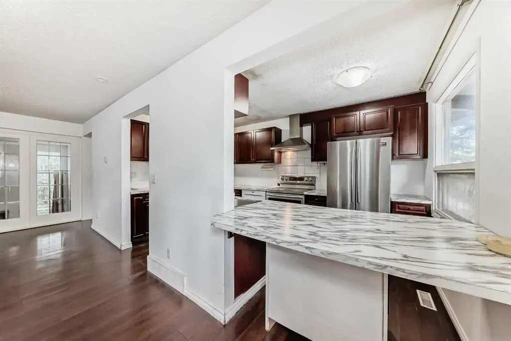 5400 dalhousie Drive NW, #5