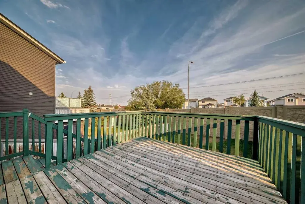 172 Panorama Hills Place NW