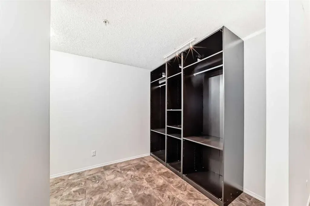 403 Mackenzie Way SW, #9113
