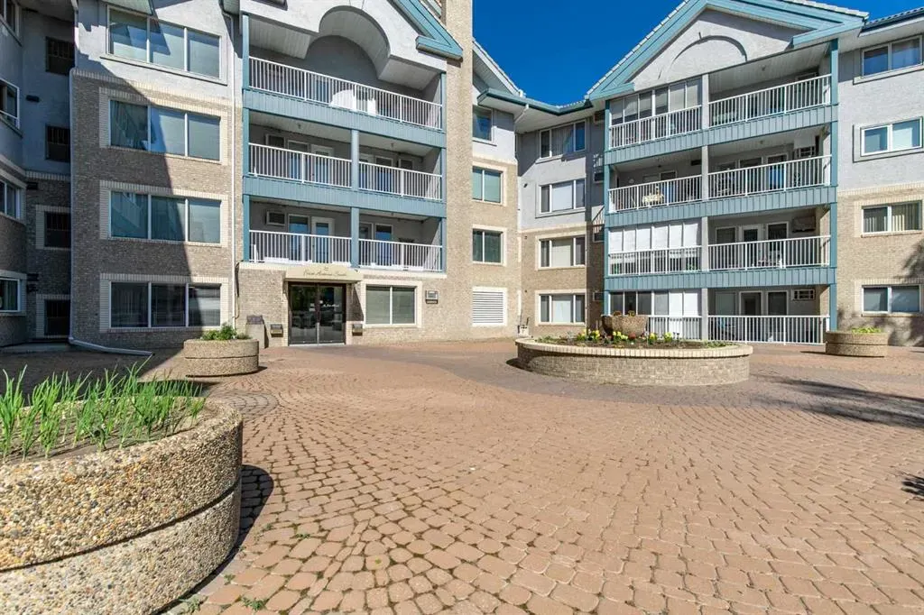 75 1 Avenue S, #120