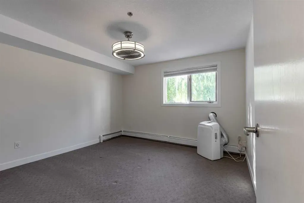 75 1 Avenue S, #120