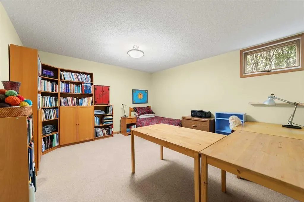 25 Westheights Drive