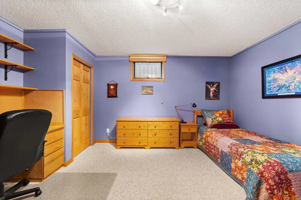 25 Westheights Drive