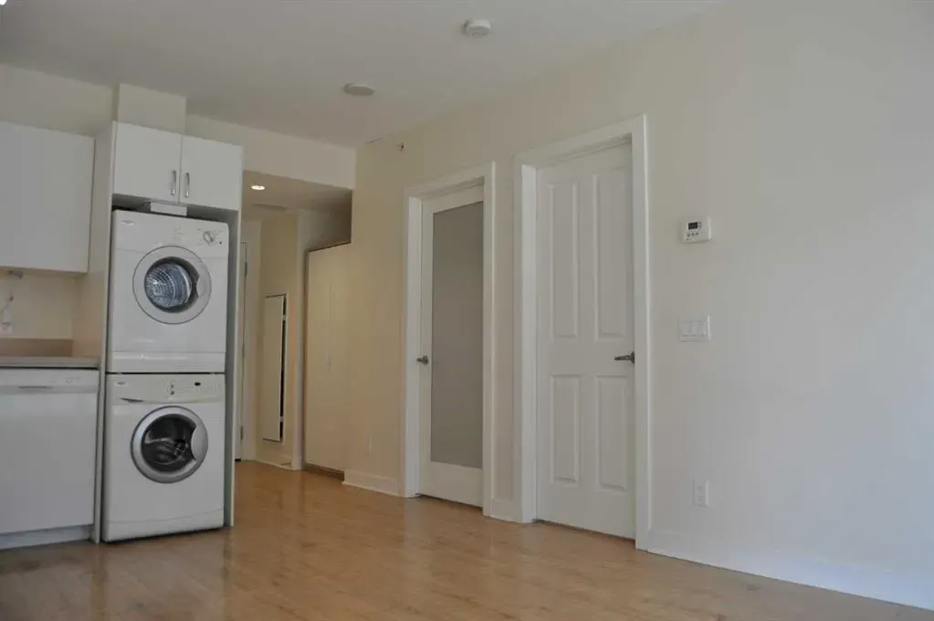 10 Brentwood Common NW, #302
