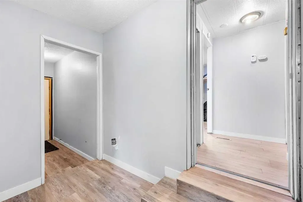 826 Brentwood Crescent
