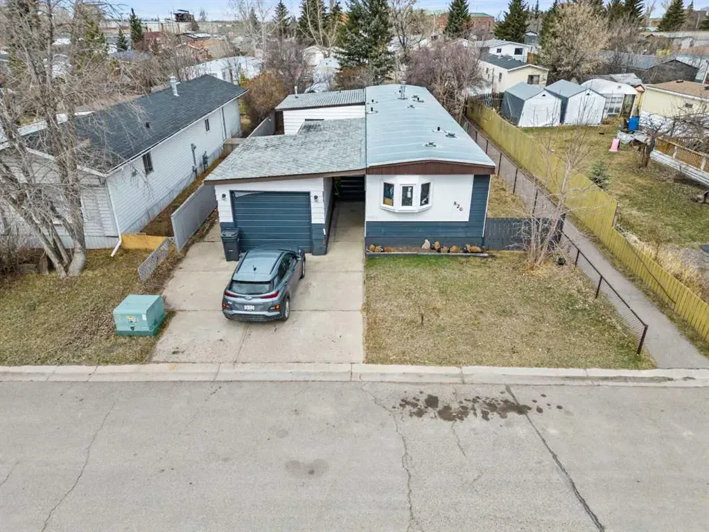 826 Brentwood Crescent