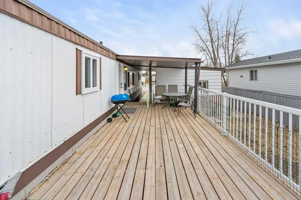 826 Brentwood Crescent
