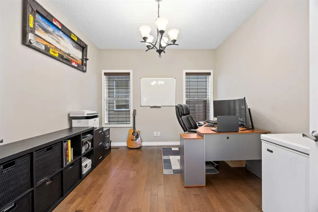 395 Mahogany Terrace SE